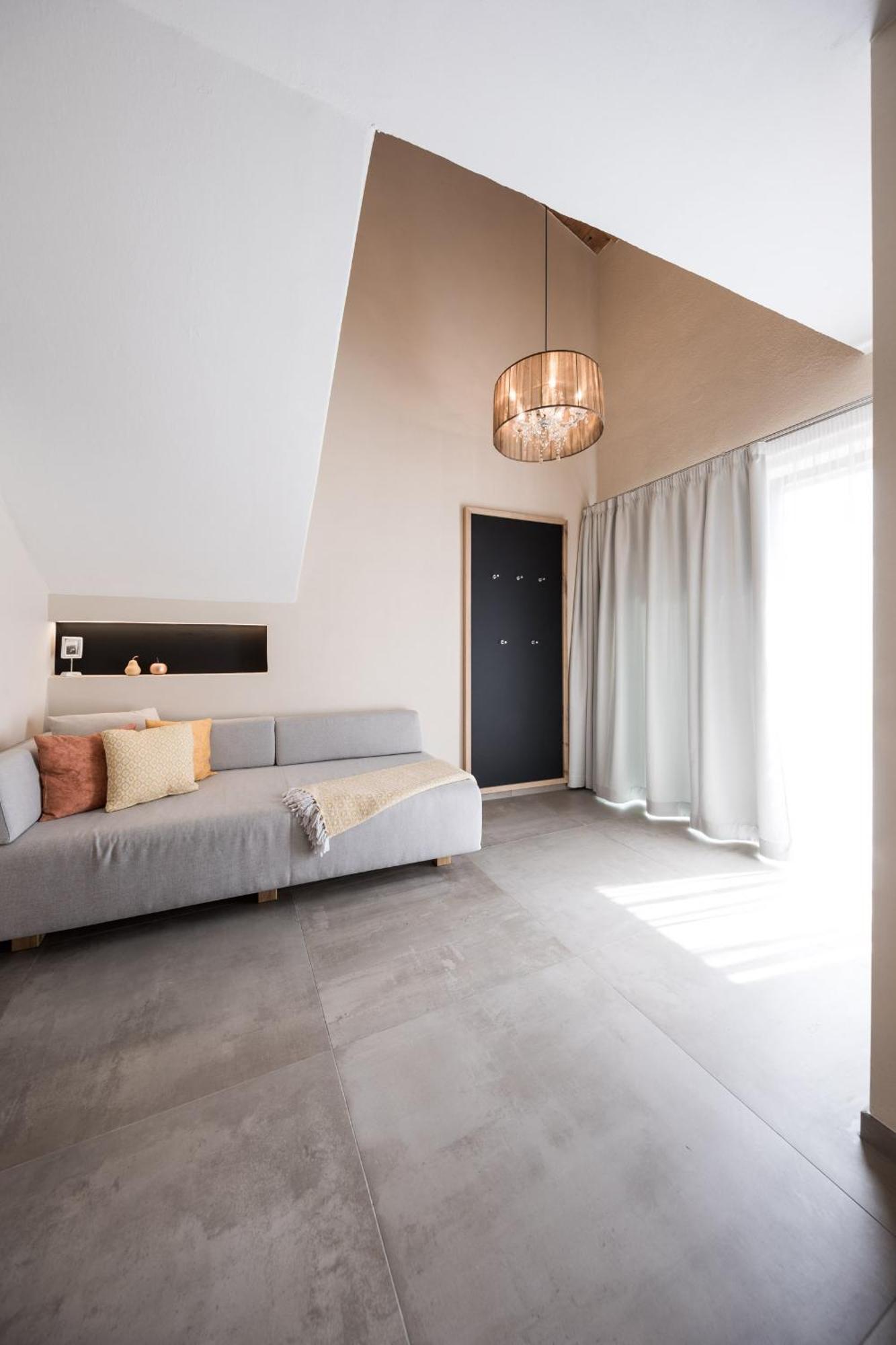 Weingut Weidlhof - Suite & Breakfast - Vacation For Wine Lovers Caldaro Eksteriør billede